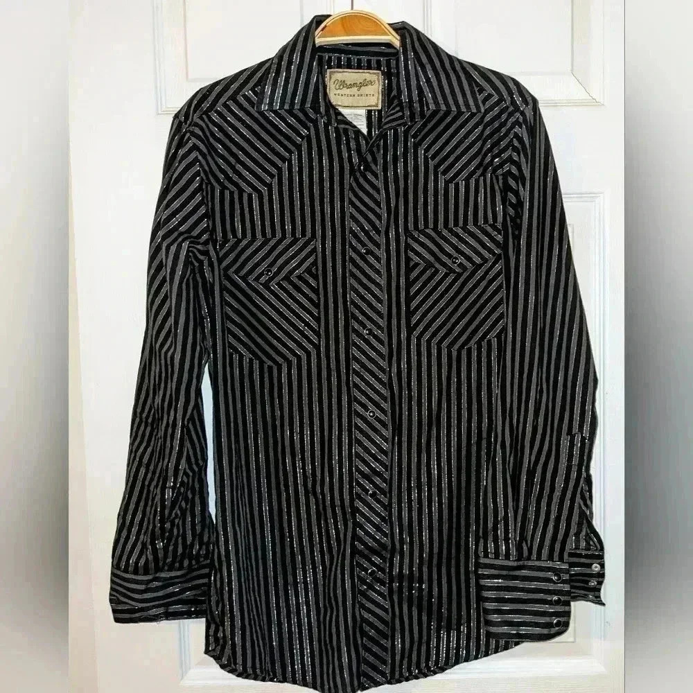Wrangler Western Shirts Vintage Mens Shirt‎ Size S Snap Front Metallic Thread